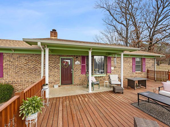 500 N Main St, Coal Hill, AR 72832