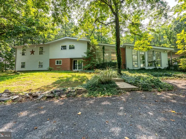 8113 Water Street Rd, Walkersville, MD 21793