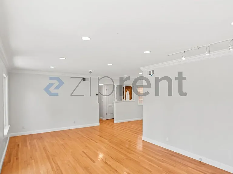 1426 Brookglen Dr — Photo 7