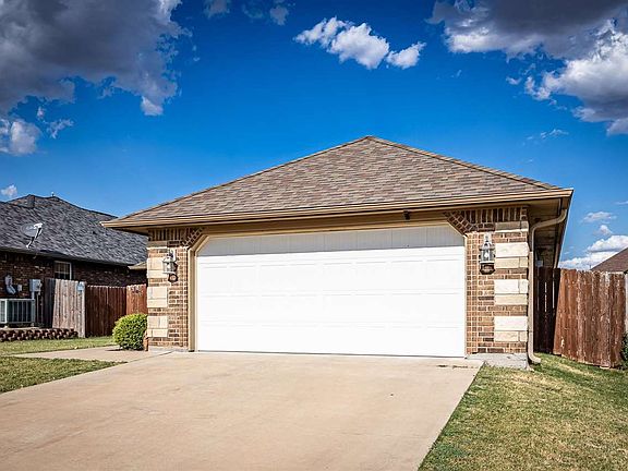 3rd image of 2308 SW 45th St