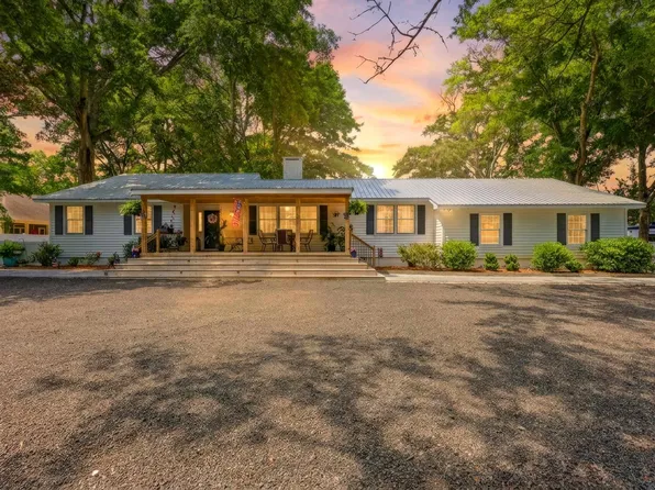 230 Cedar Point Ave., Murrells Inlet, SC 29576