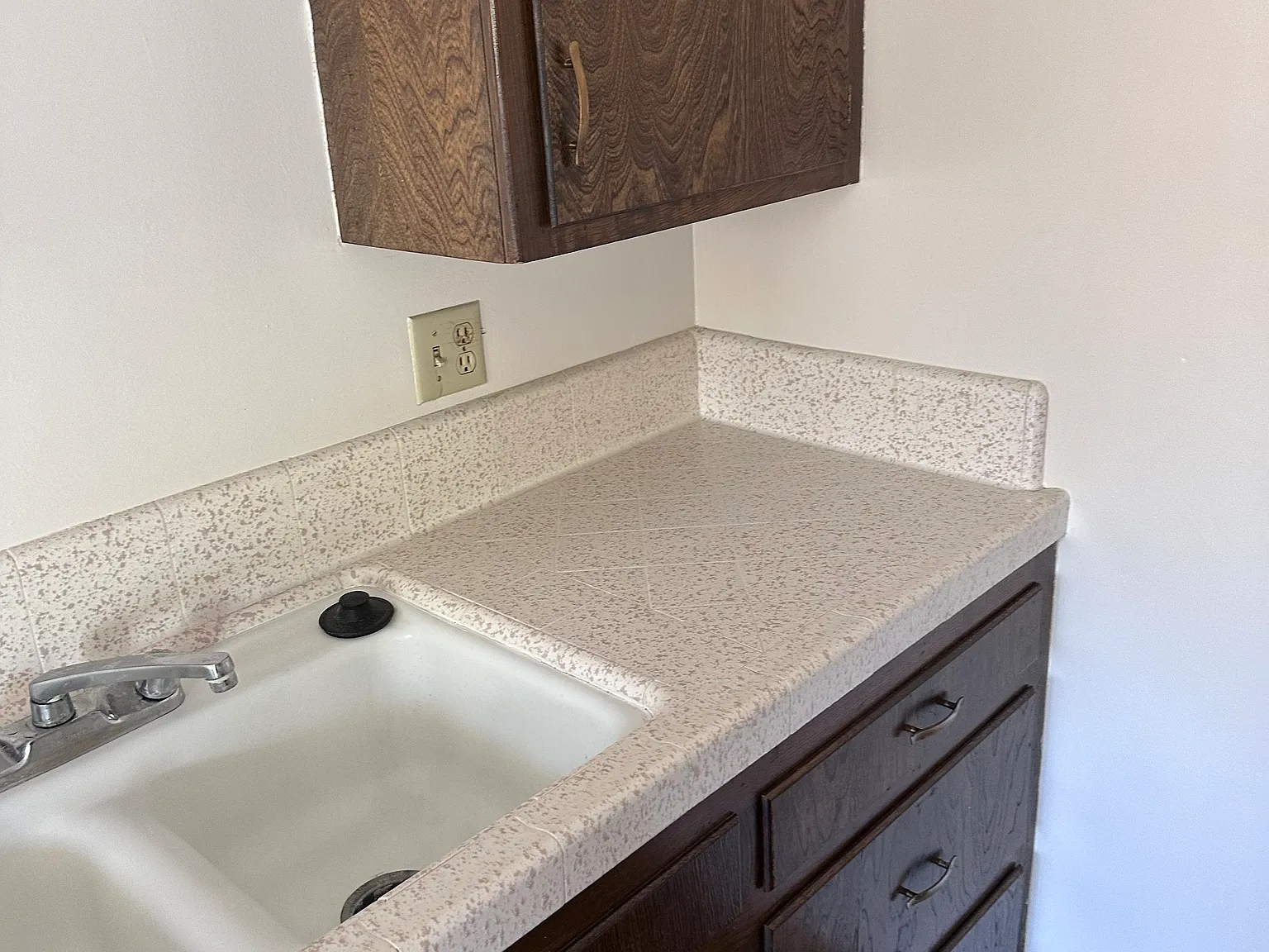 7202 Friends Ave — Photo 4