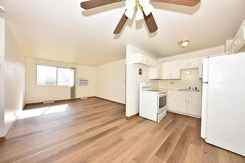 1104 Green Tree Rd #1410 Photo 1