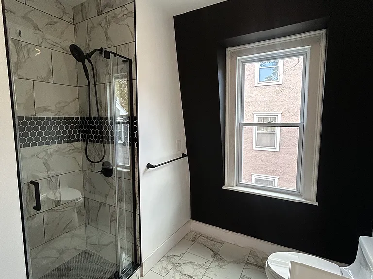 94 Walnut St #2 — Photo 6