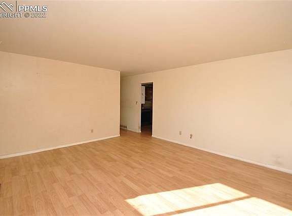 3rd image of 3710 E San Miguel St