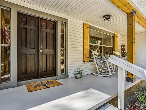 4th image of 9481 Bridlewood Rd