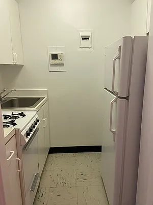 Rented by Walter & Samuels Inc | media 14