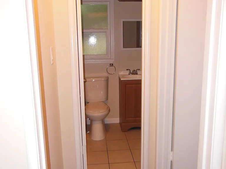 485 Redwood Ave — Photo 6
