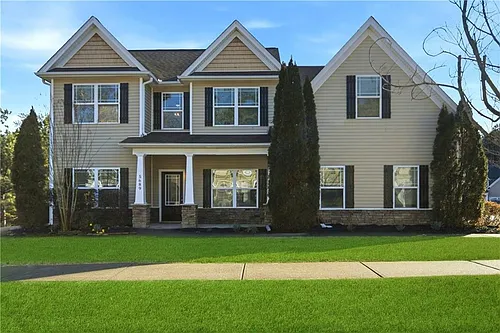 5689 Winter Bluff Way Photo 1