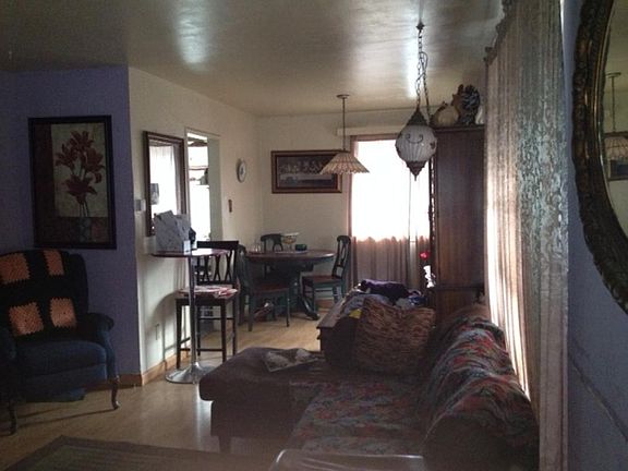 5th image of 1081 Palm St
