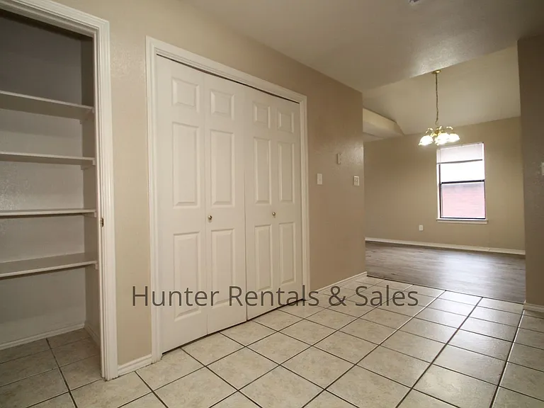 5006A John David Dr — Photo 9