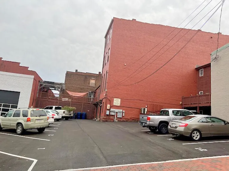 1206 Main St #1 — Photo 7