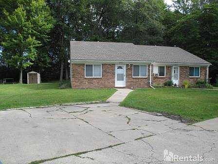 2nd image of 36072 Geneva St #15
