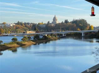 410 W Bay Dr NW, Olympia, WA
