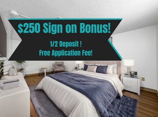 320 Stanton Ave #109, Ames, IA 50014
