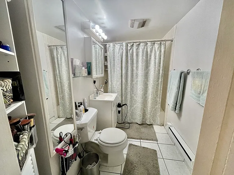 337 Beacon St #4 — Photo 10