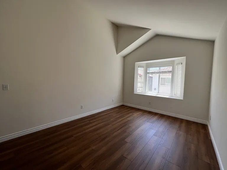 2176 El Dorado St — Photo 18