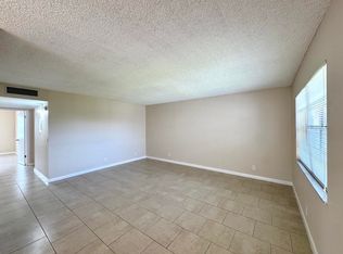 900 Normandy S #T, Delray Beach, FL 33484