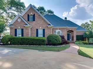 200 Pine Ridge Dr, Easley, SC 29642