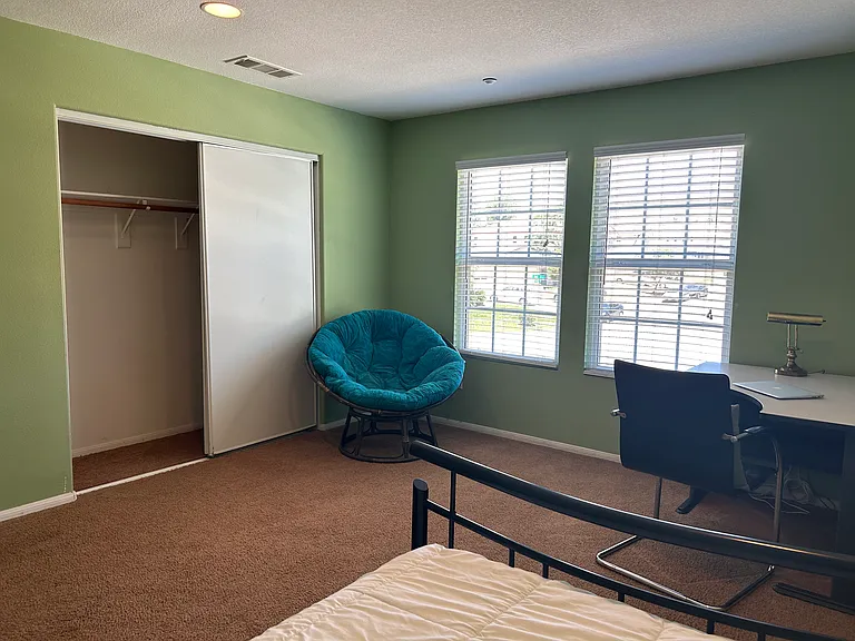 1813 W Ash St #2A — Photo 2