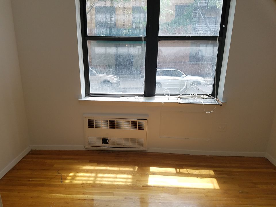 2nd image of 319 E 75th St APT 2D
