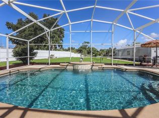 311 Sunshine Dr, Lake Wales, FL 33859