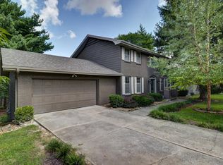 1350 S Blueridge Pl, Springfield, MO 65809