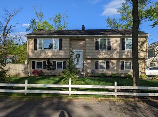 4 Lexington Ave, Bound Brook, NJ 08805