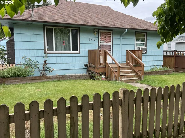 1531 NE Buffalo St, Portland, OR 97211