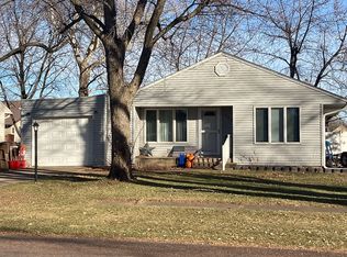 608 Montana St, Glidden, IA 51443
