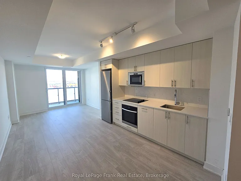 2545 Simcoe St N #1020 — Photo 3