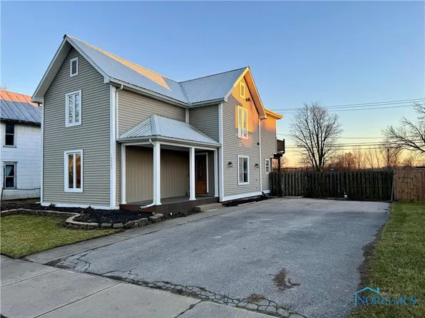 10809 Waterville St, Whitehouse, OH 43571