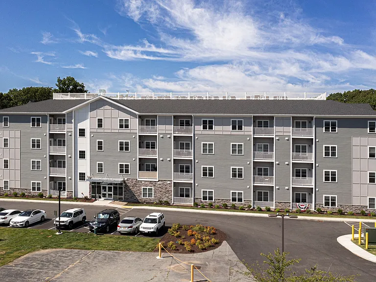Four Winds Apartments — Photo 27