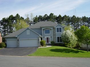 810 Amble Rd, Shoreview, MN 55126