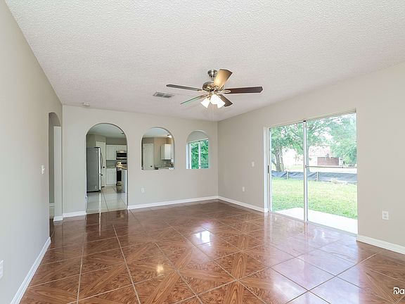 5th image of 677 Milan Dr