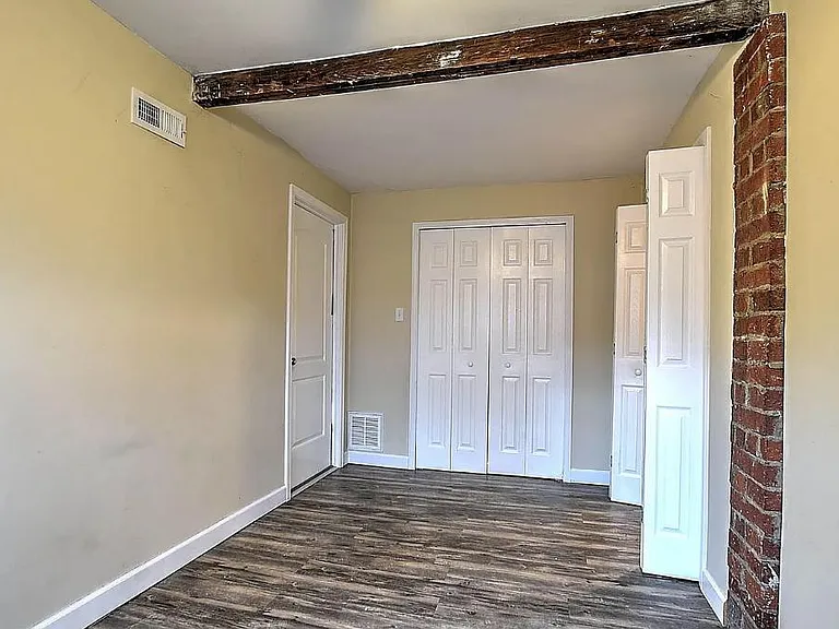 1233 E Center St — Photo 13