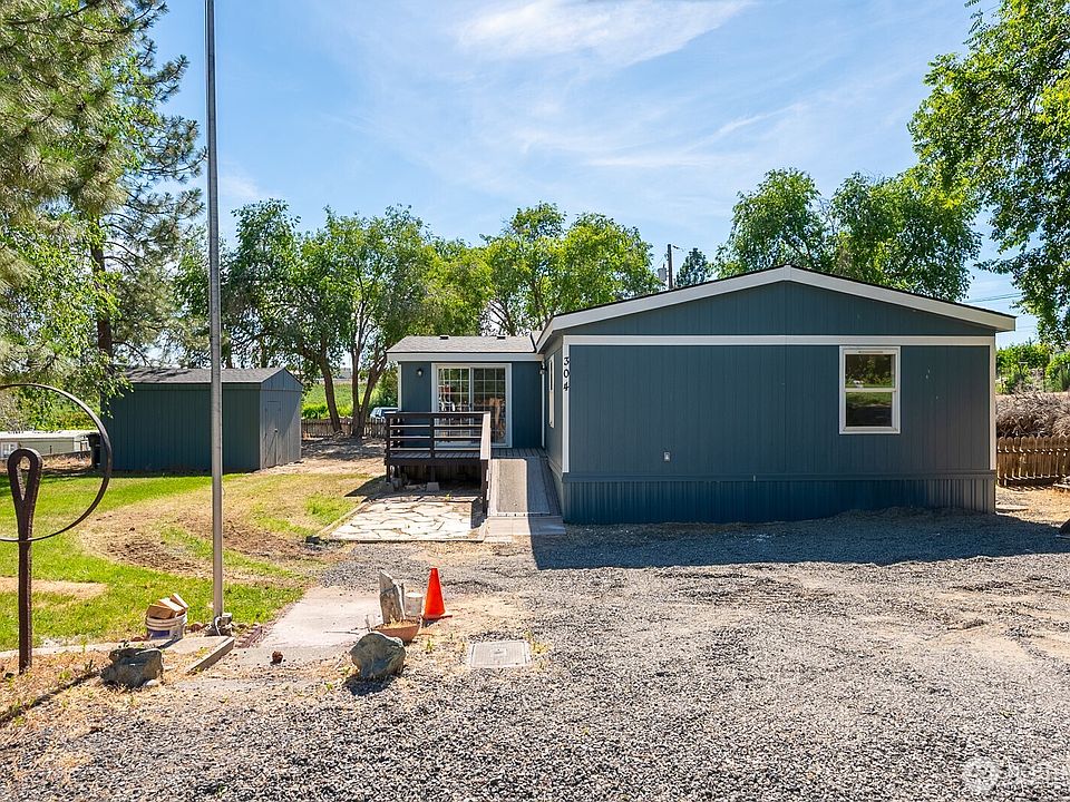 1st image of 304 NW HEMLOCK Avenue