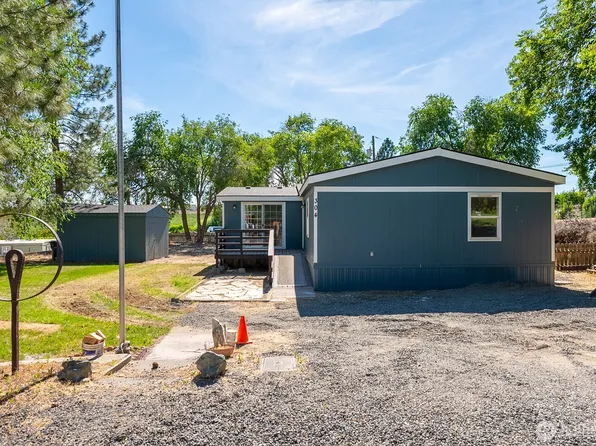 304 Hemlock Ave NW, Royal City, WA 99357