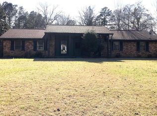 16495 E John C Stennis Dr, Louisville, MS 39339