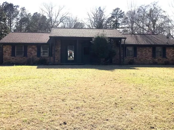 16495 E John C Stennis Dr, Louisville, MS 39339