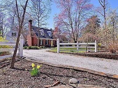 1st image of 122 Argall Town Ln