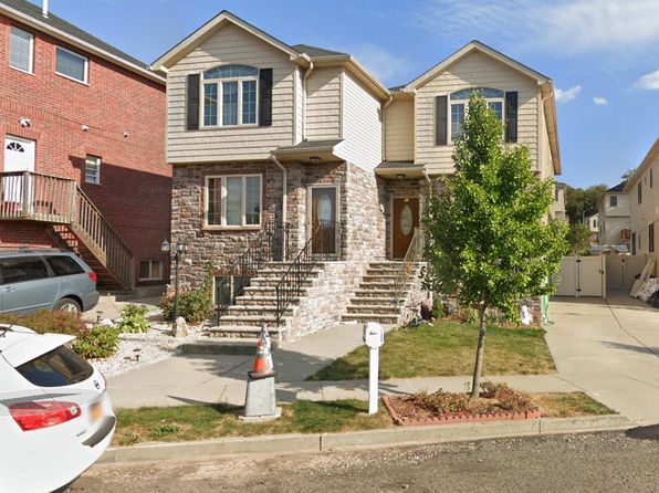 19 Lewiston St #BASEMENT