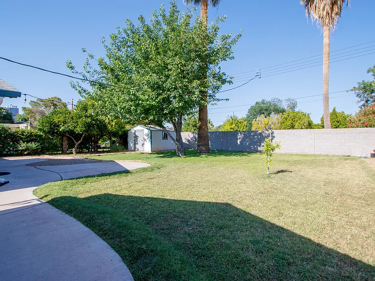 1415 S Oakley Pl — Photo 30