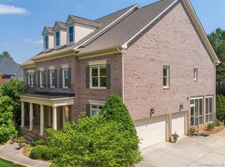 7312 Stonehaven Dr, Waxhaw, NC 28173