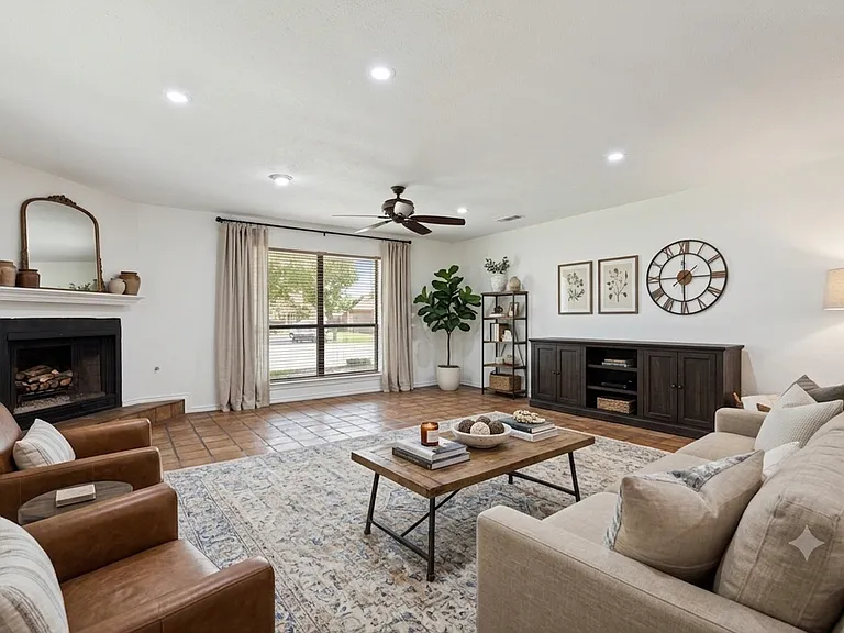 5045 Thunder Rd — Photo 3