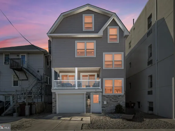 21 S Weymouth Ave, Ventnor, NJ 08406