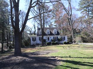 400 W Drive Cir, Henrico, VA