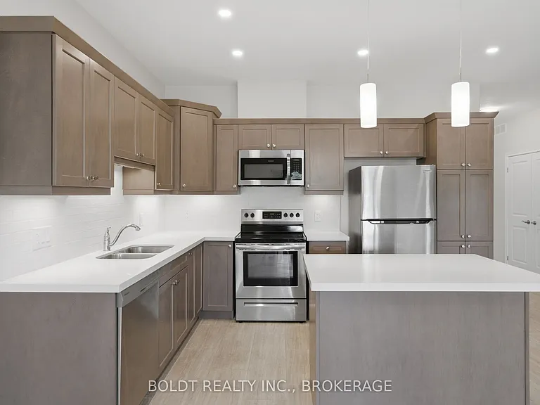 7138 Parsa St #6 — Photo 3