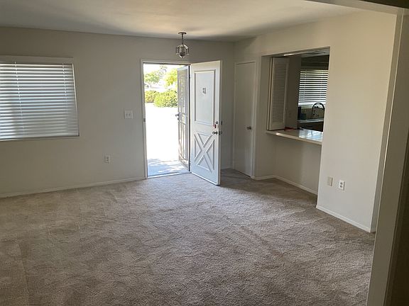 Living Room_1 (11)_07212023