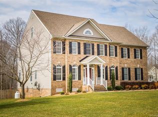 8251 Christian Ridge Dr, Mechanicsville, VA 23111